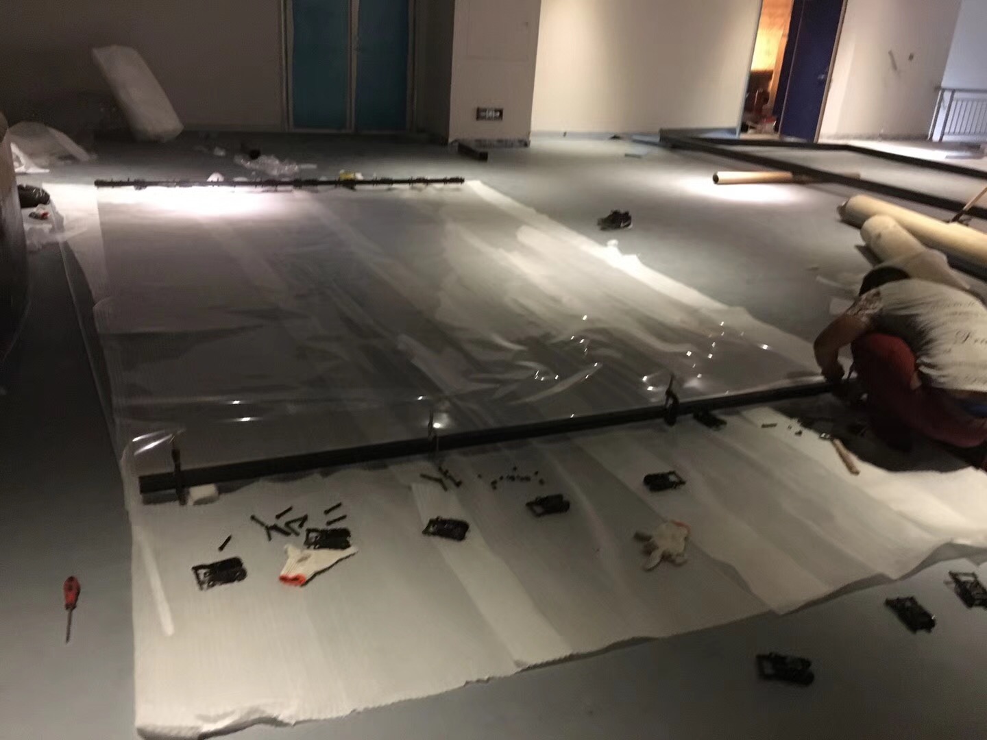 l&aacute;mina de espejo hologr&aacute;fico